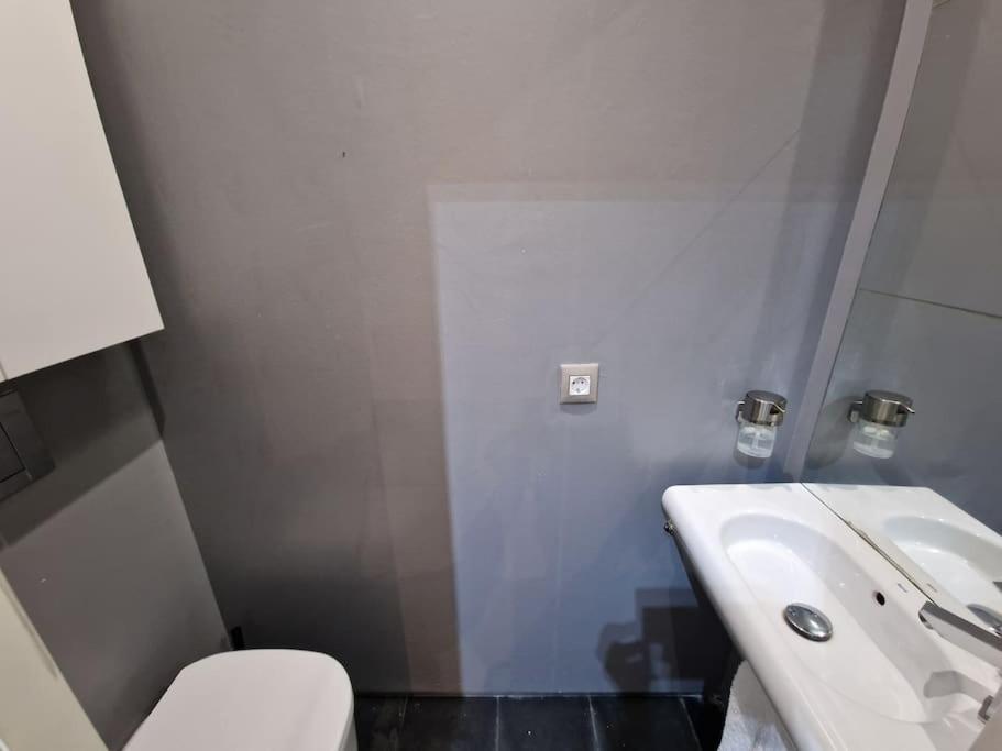 Exclusivo Apartamento De Diseno Centro Sevilla Matahacas Bajo Exterior photo